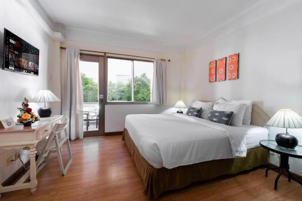 Private Apartment 6244 At Jayakarta Residence 세미냑 외부 사진