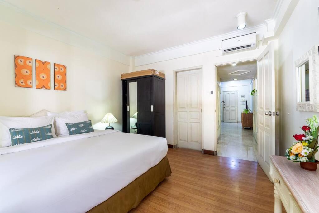 Private Apartment 6244 At Jayakarta Residence 세미냑 외부 사진